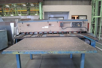 AMADA M3045 シャーリングマシン