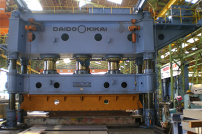 DAIDO KIKAI 2,000t油圧プレス